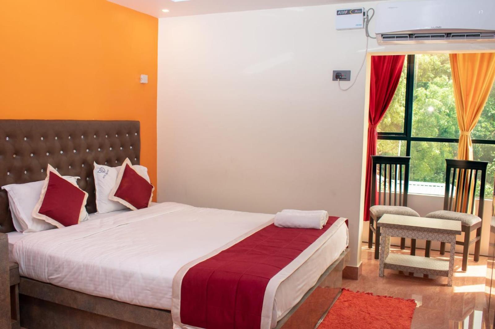 Hotel Rainbird Порт-Блэр Экстерьер фото